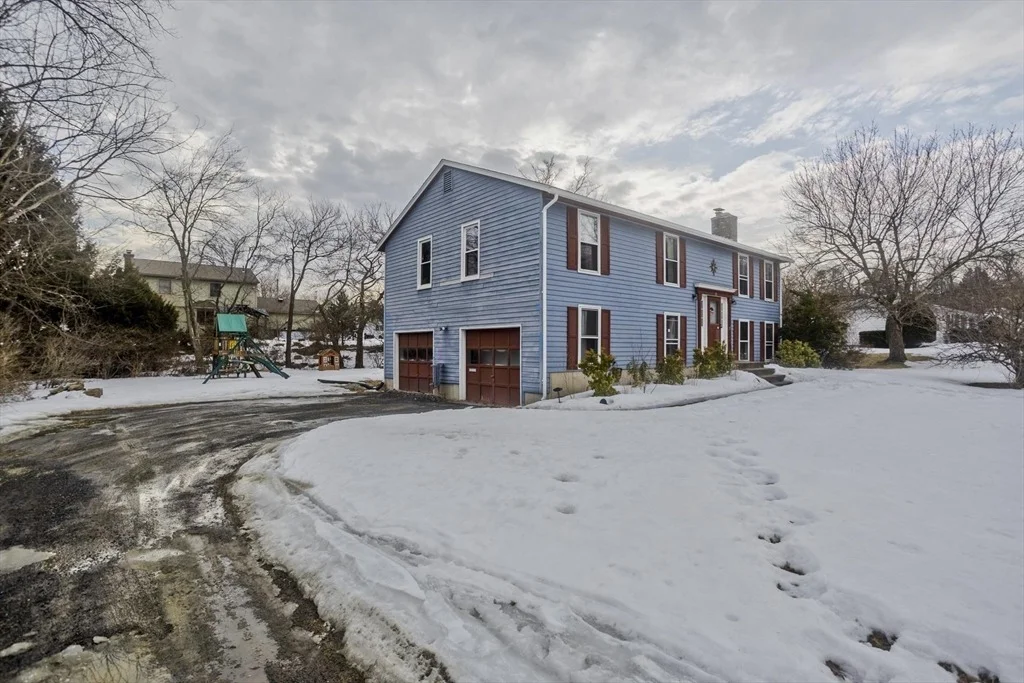 Photo of 11 Claren Dr