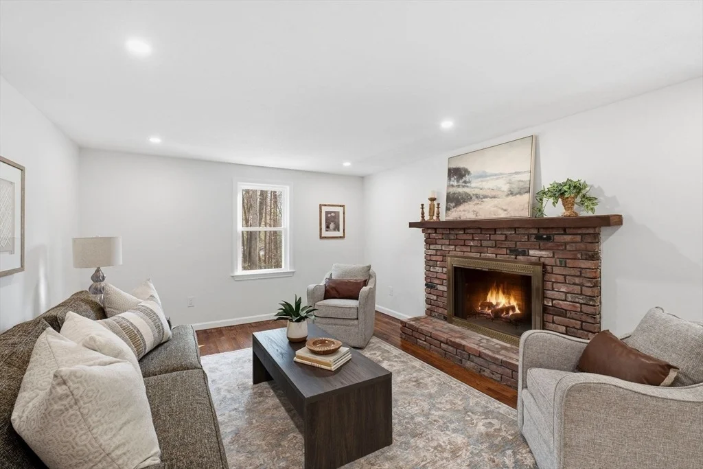 Photo of 37 Moonpenny Dr