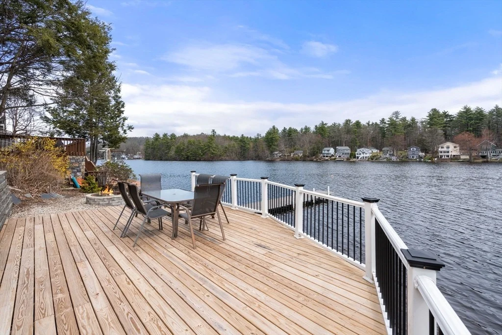 Photo of 33 Pine Tree Dr