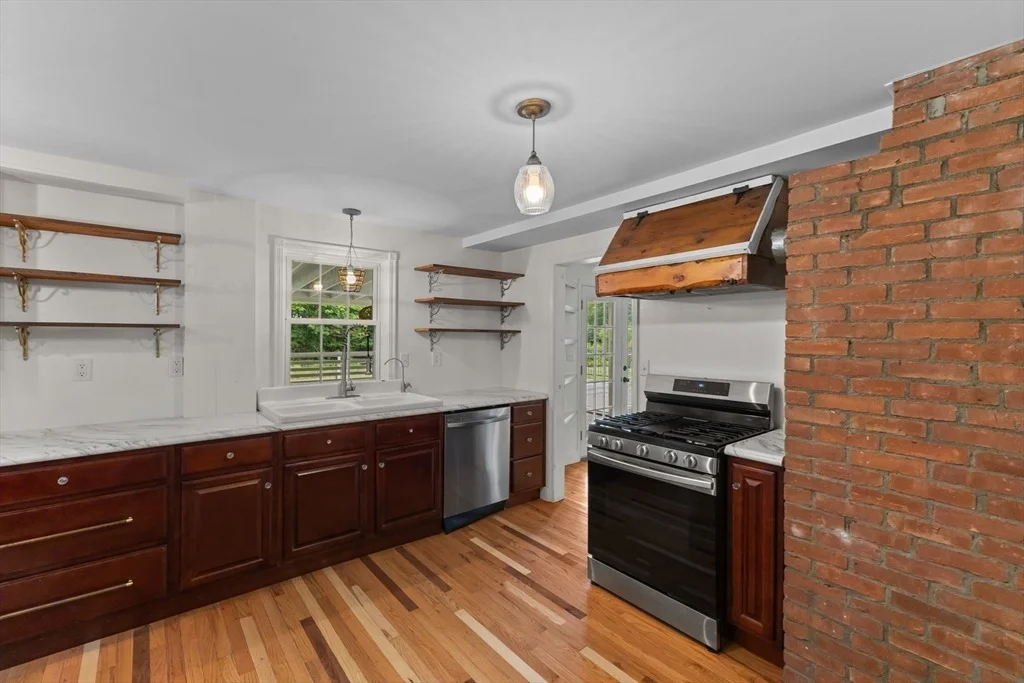 Photo of 109 Rutherford Rd