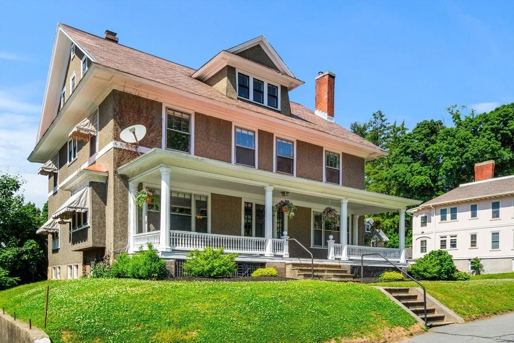 Photo of 30 Mansur St