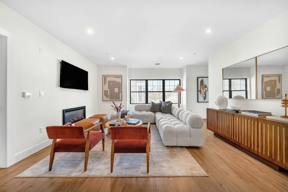 Photo of Unit UNIT309 at 20 Audubon Way