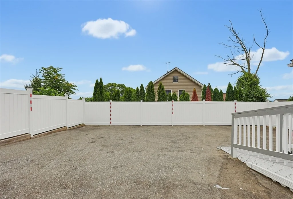 Photo of 31 Hallron St