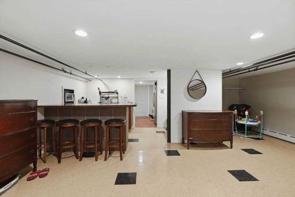 Photo of 69 Maple Street