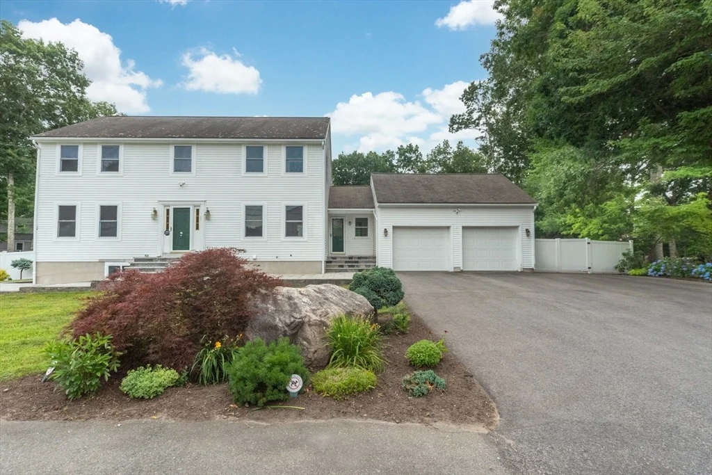 Photo of 65 Tiffany Dr