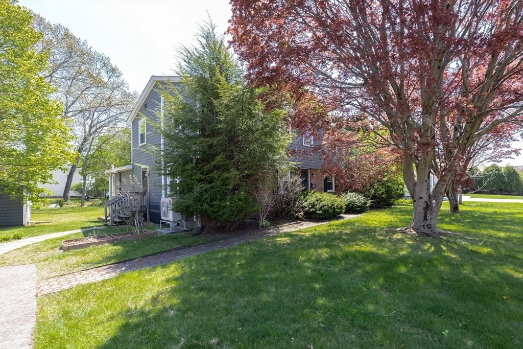 Photo of 32 Smith Ave