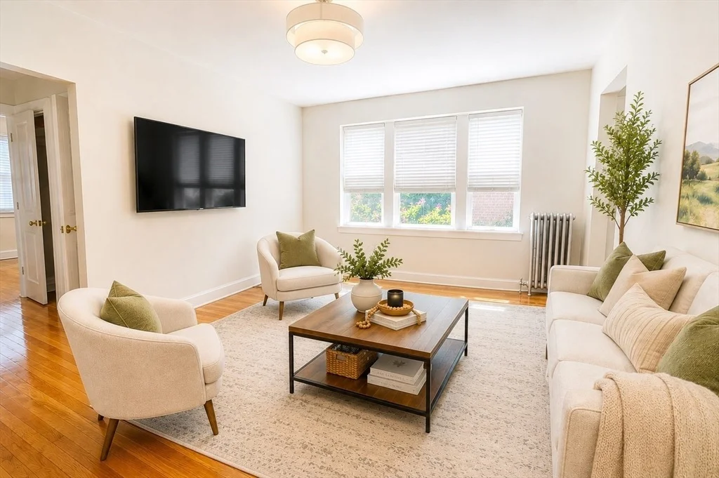 Photo of Unit 2 at 8 Walnut St