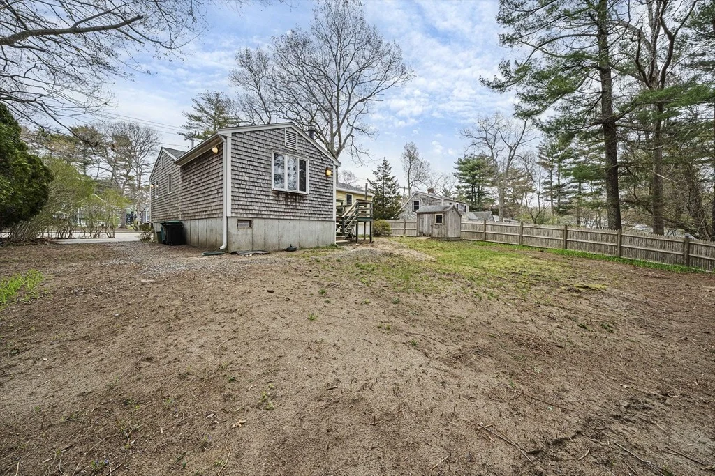 Photo of 405 Plain Street