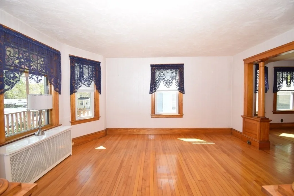 Photo of 128 Grandview Avenue