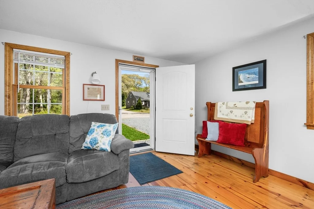 Photo of 21 2nd St