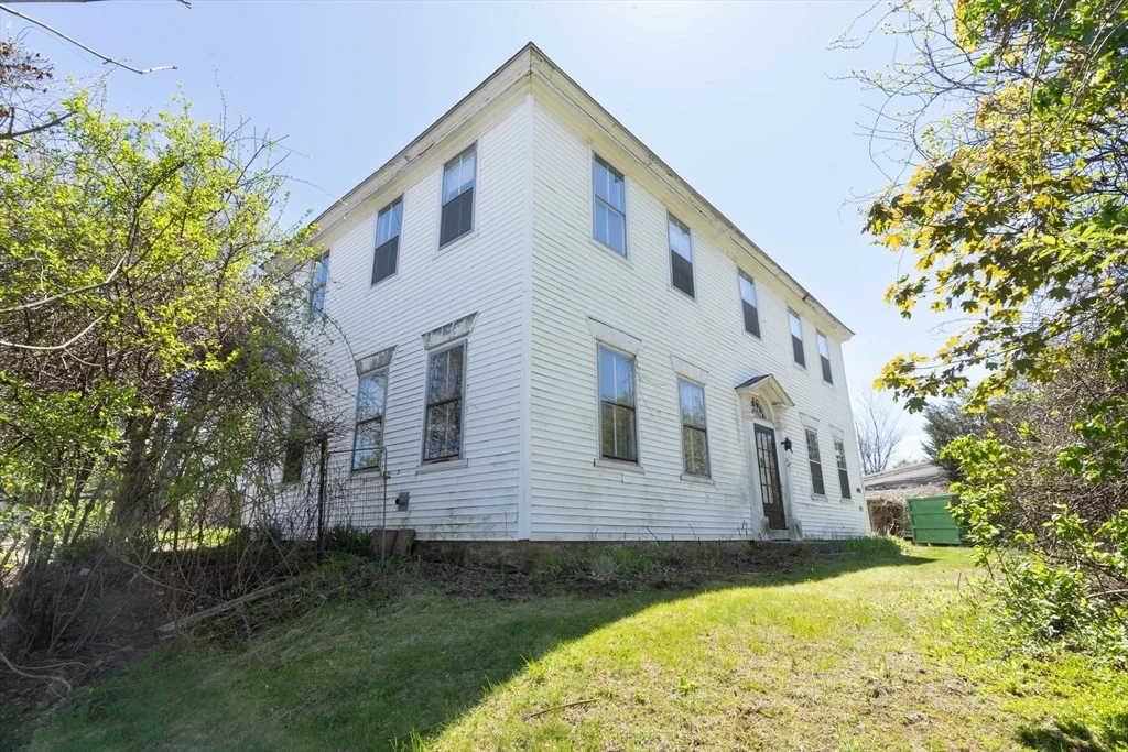Photo of 3 Main St