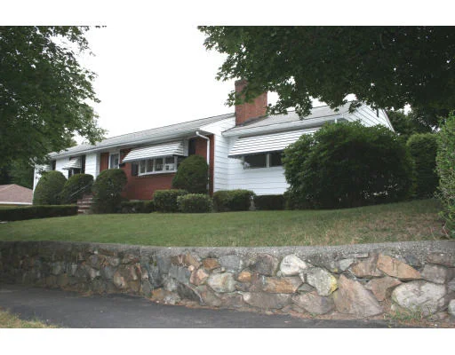 Photo of 30 Beaver Brook Road