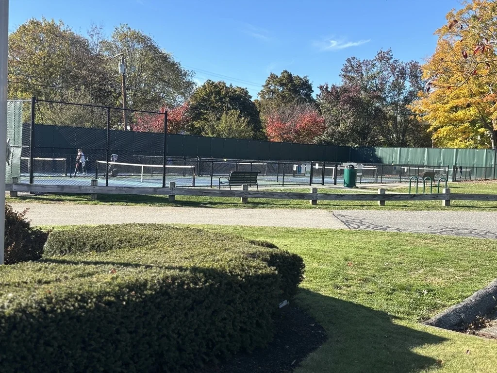 Photo of 5 Hawthorne Circle