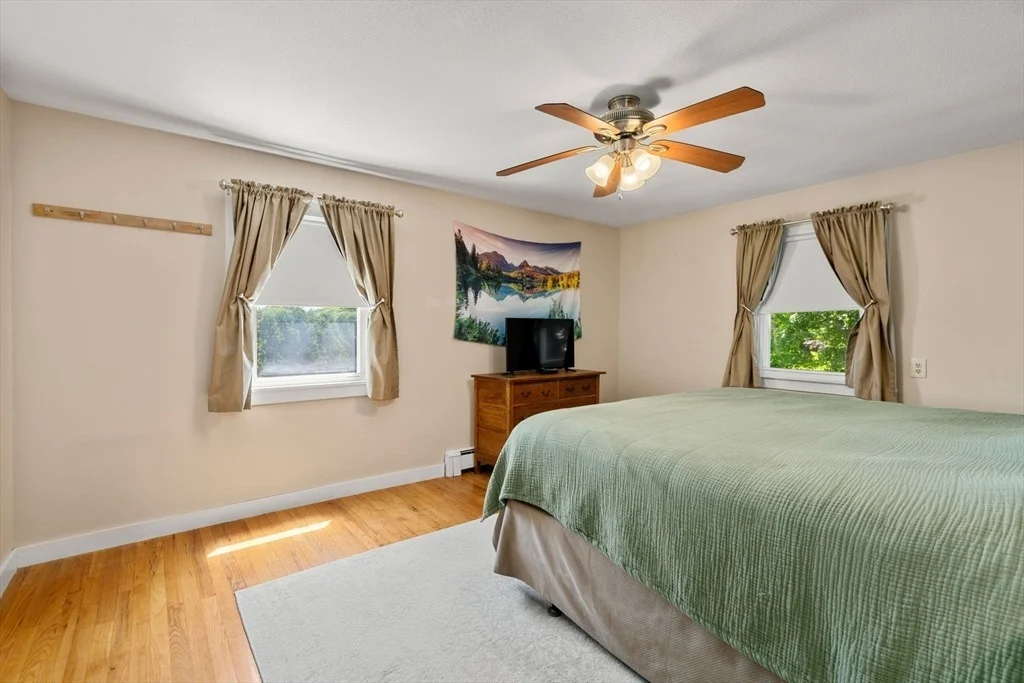 Photo of 25 Everett Ave