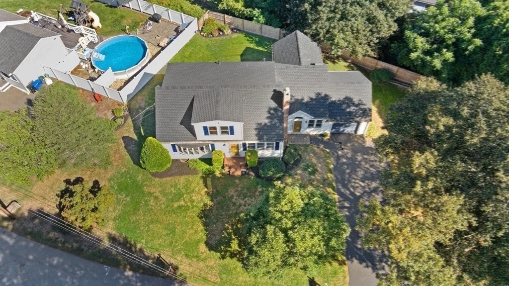Photo of 8 Meridian Rd