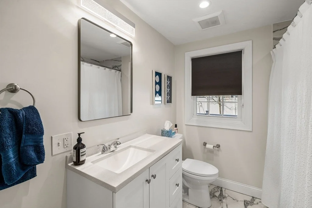 Photo of 49 Grove Cir