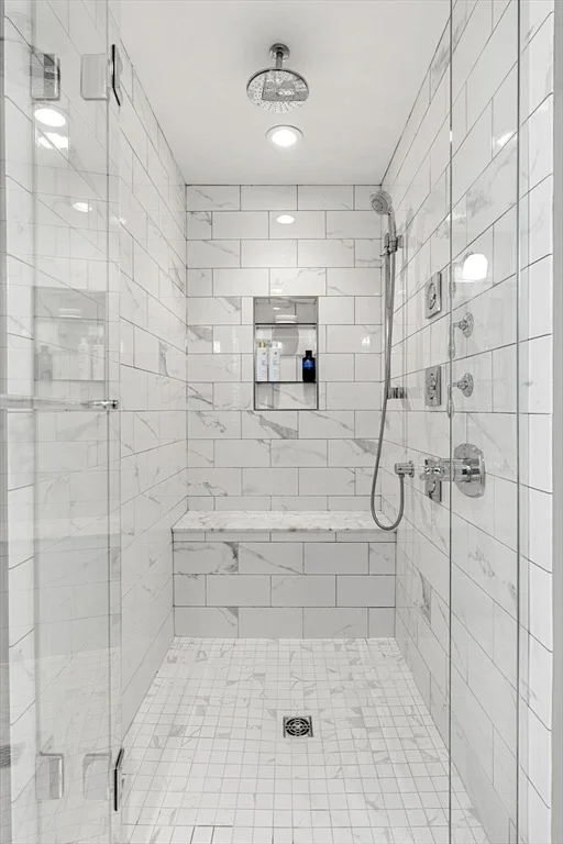 Photo of 18 Rose Ave