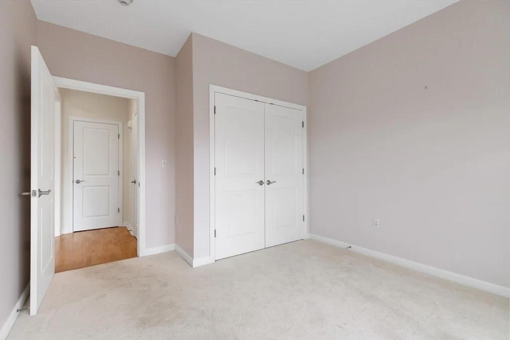 Photo of Unit 3302 at 107 Clocktower Dr