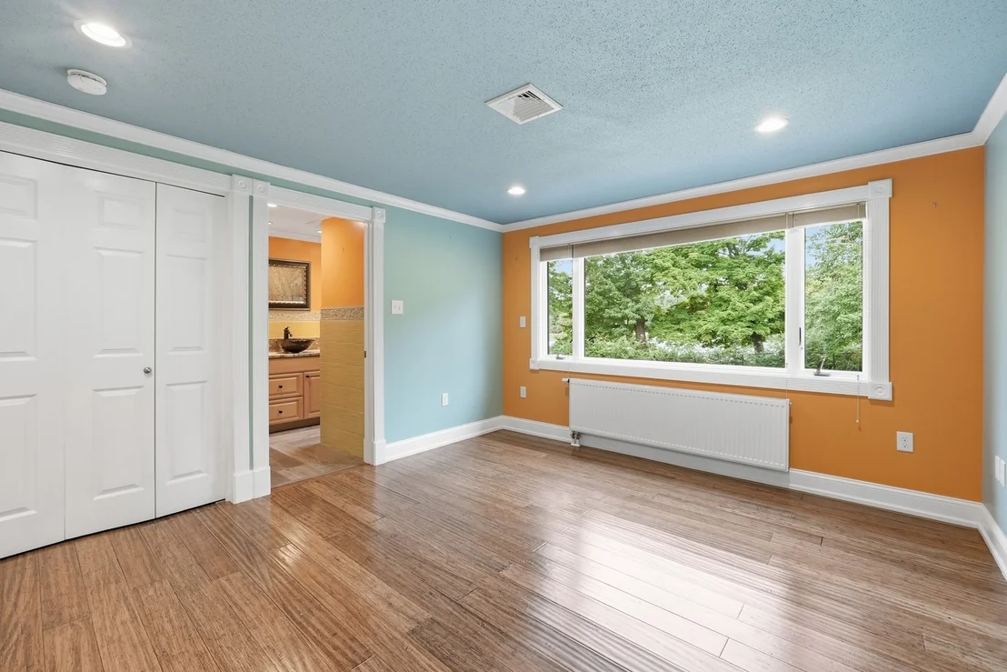Photo of 36 Crescent Dr
