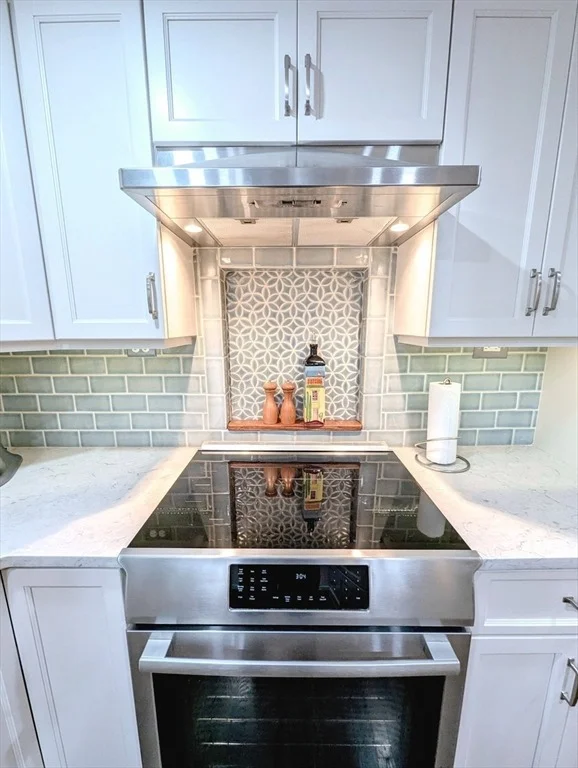 Photo of 620 Pleasant St