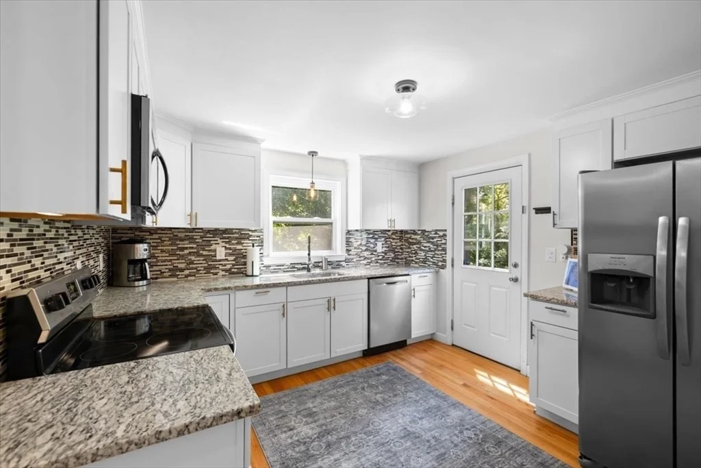 Photo of 30 Chestnut St