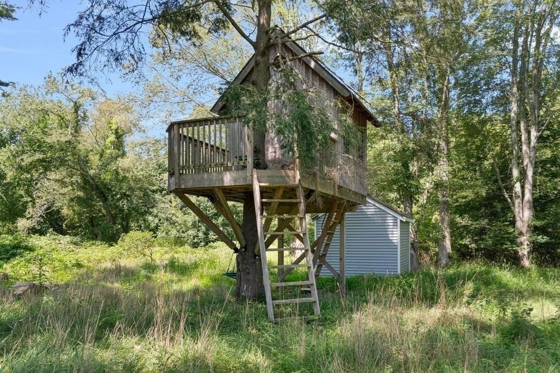 Photo of 255 251 John Dyer Road