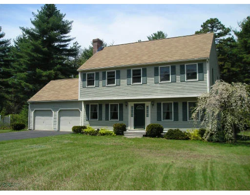 Photo of 32 Squannacook Drive