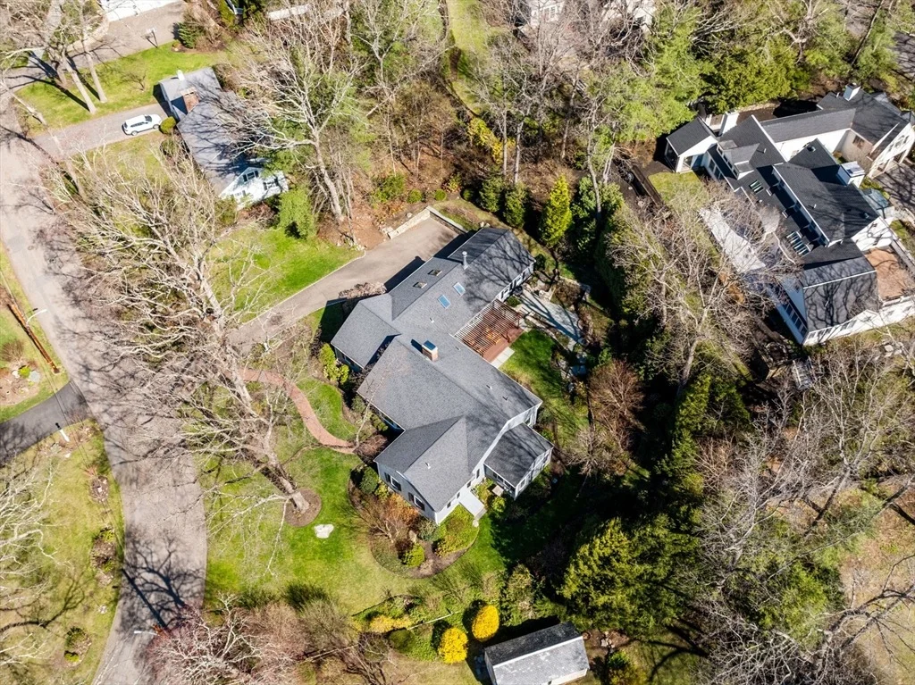 Photo of 15 Barnstable Rd