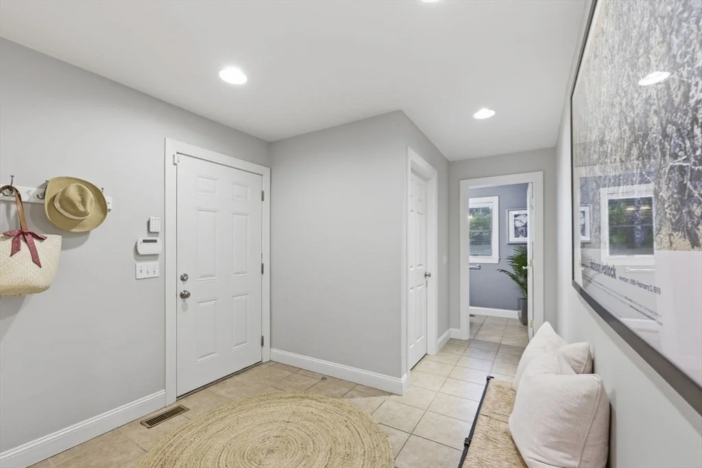 Photo of 51 Mohawk Drive
