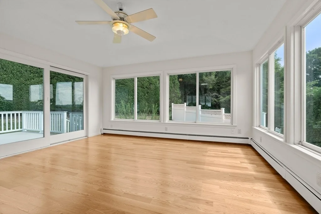 Photo of 31 Phillips Cir