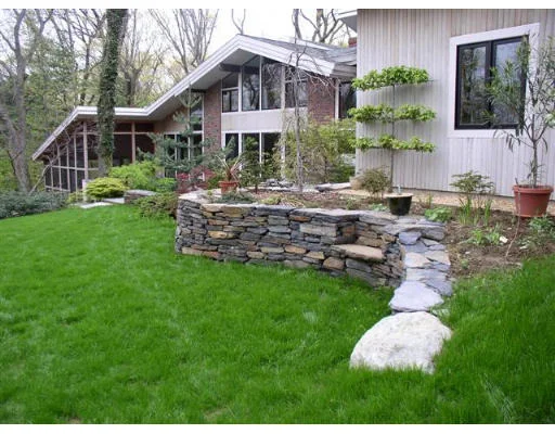 Photo of 20 Spruce Hill Rd