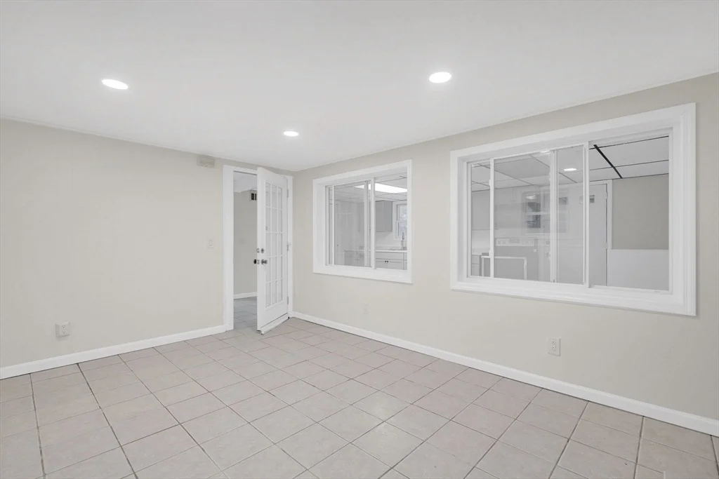 Photo of 25 Fox Hill Rd