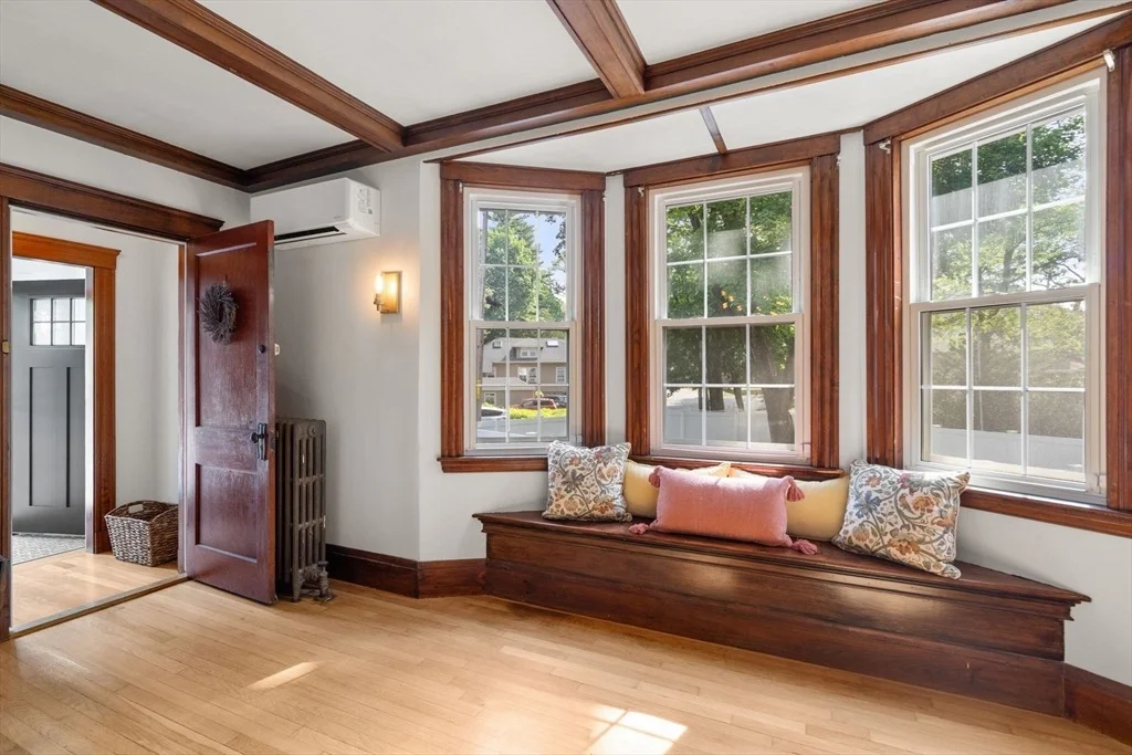 Photo of 32 Stocker Avenue