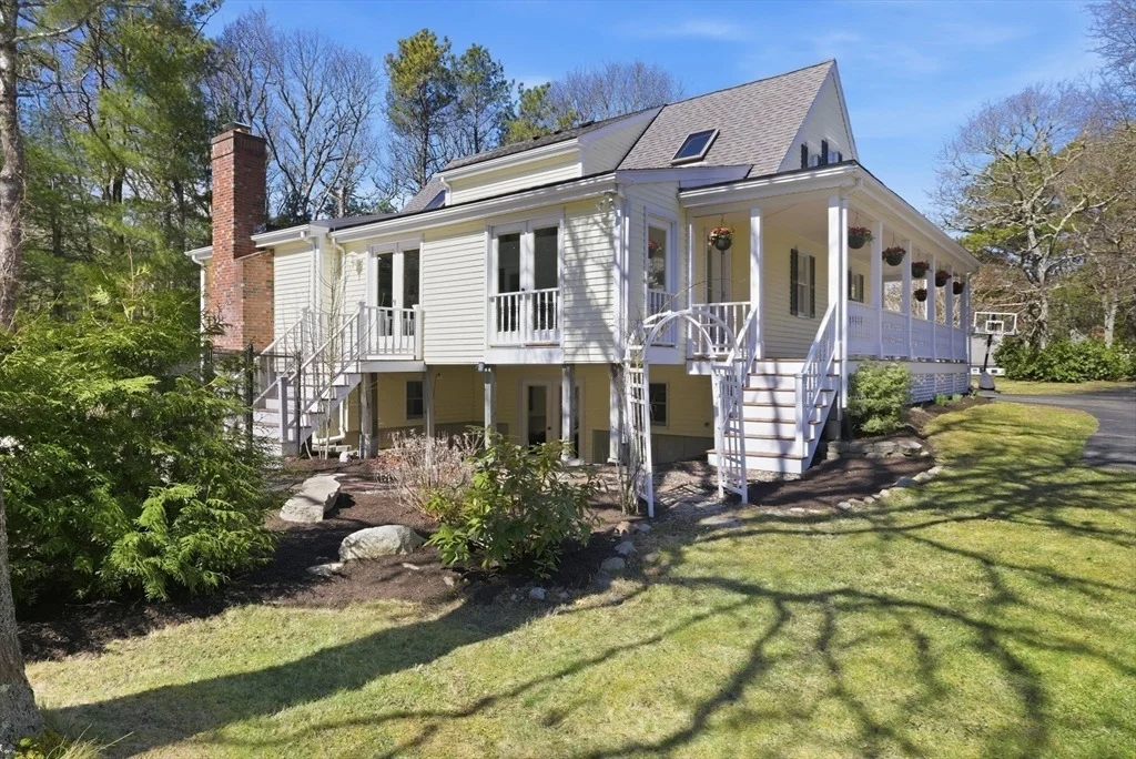 Photo of 120 Degrass Road