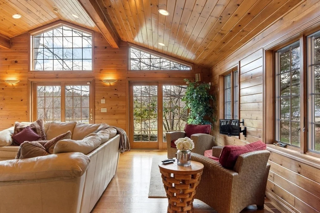 Photo of 243 Concord Road