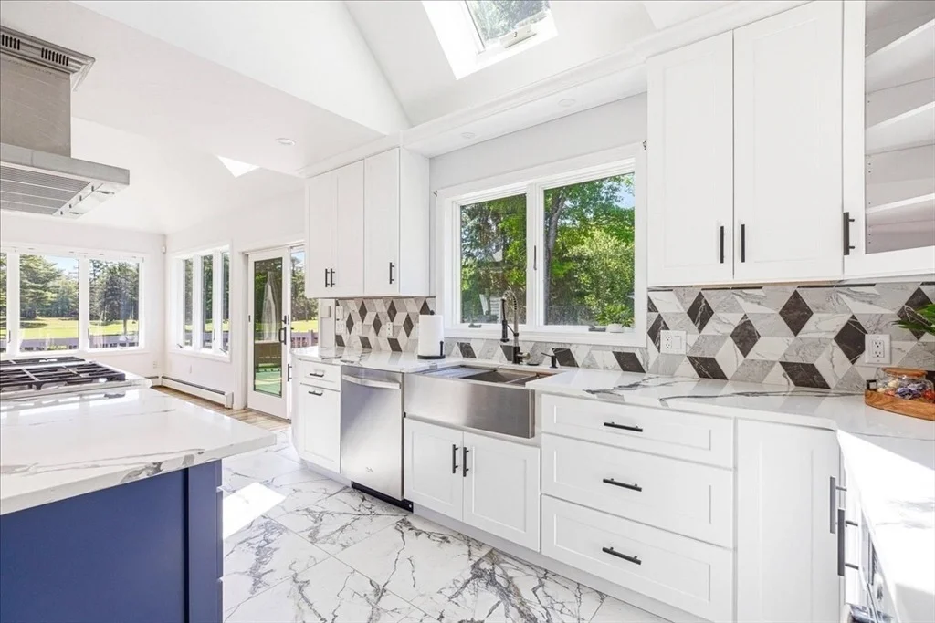 Photo of 139 Fairway Dr