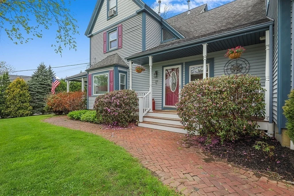 Photo of 20 Maple Ave