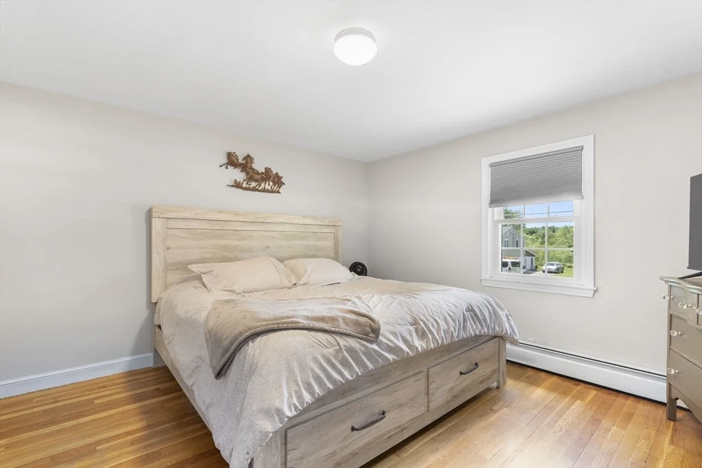 Photo of 35 Oakmeadow Ln