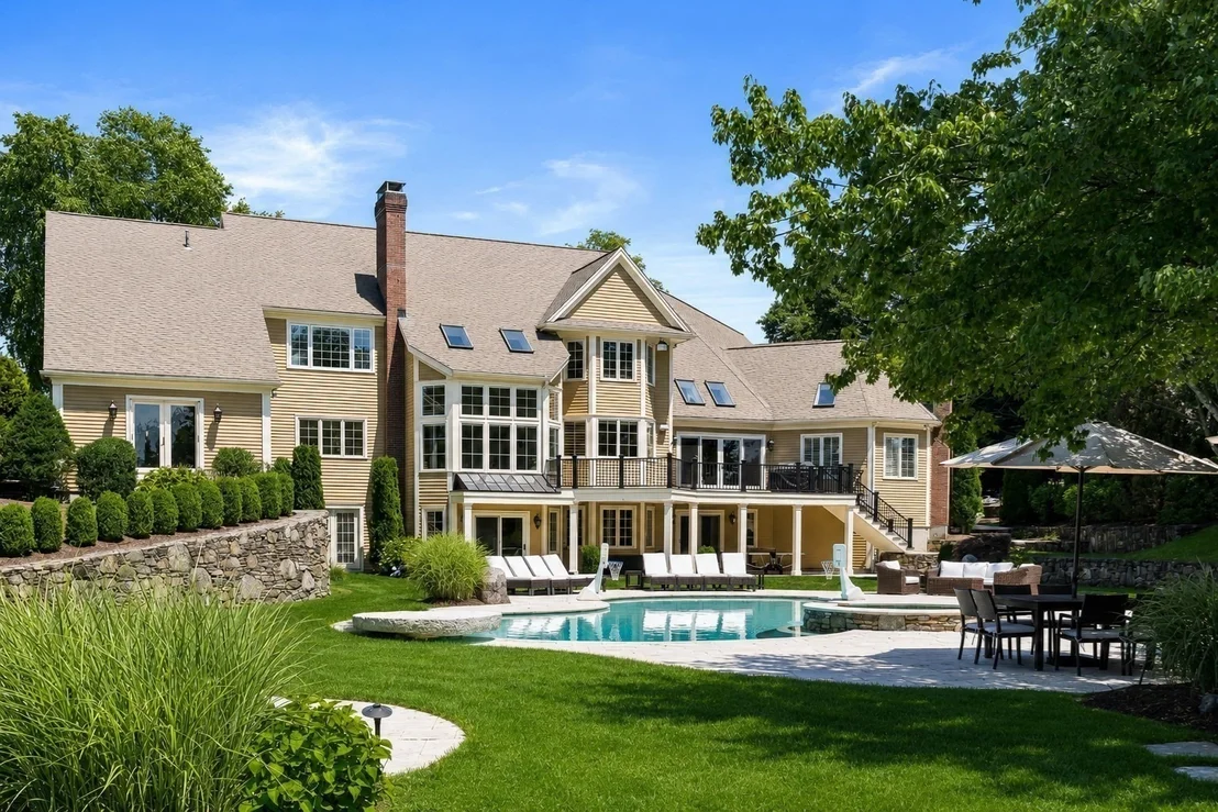 Photo of 7 Pegan Ln
