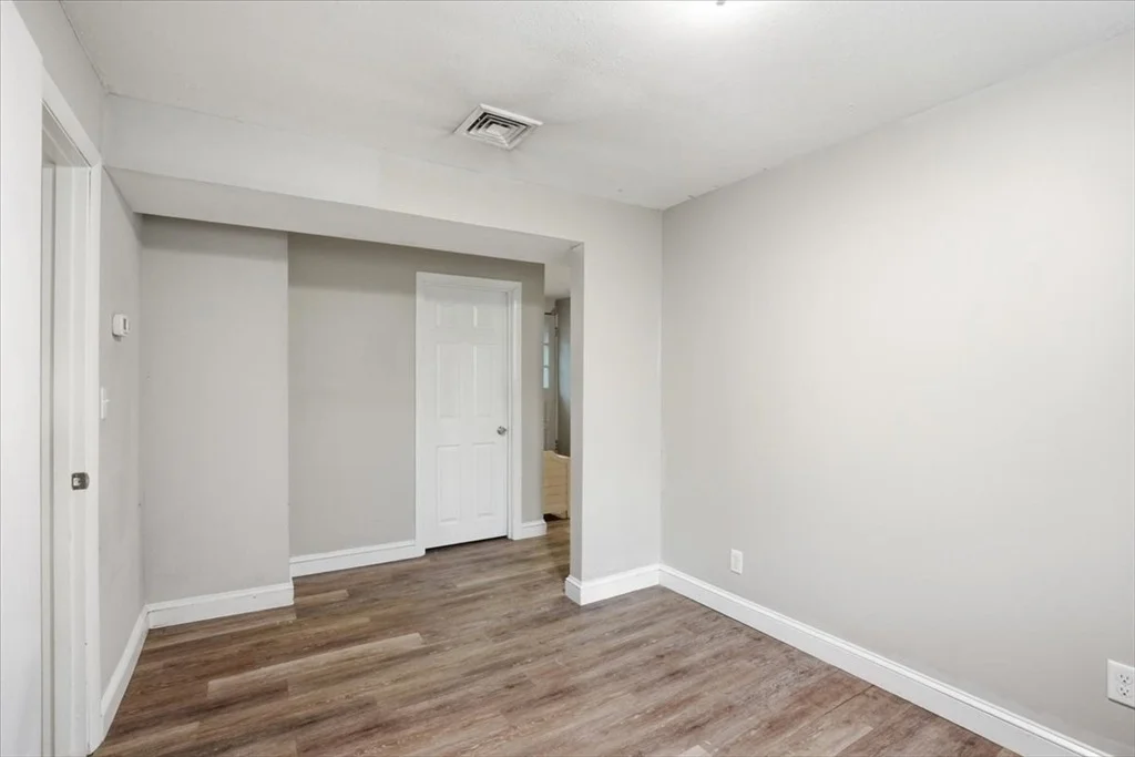 Photo of 236 Pine St.