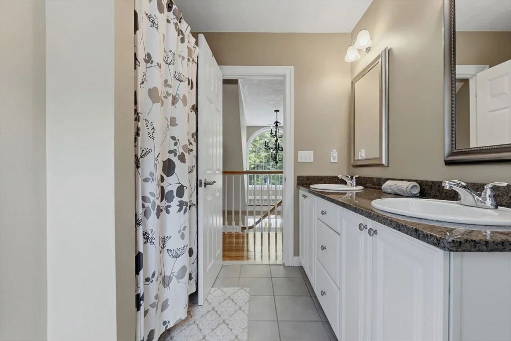 Photo of 23 Oak Ledge Cir