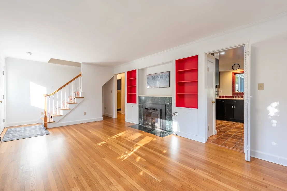 Photo of 18 Dana St