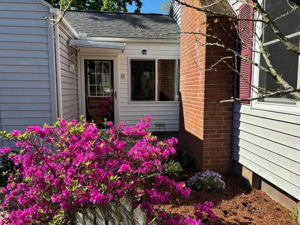 Photo of 65 Brookside Circle