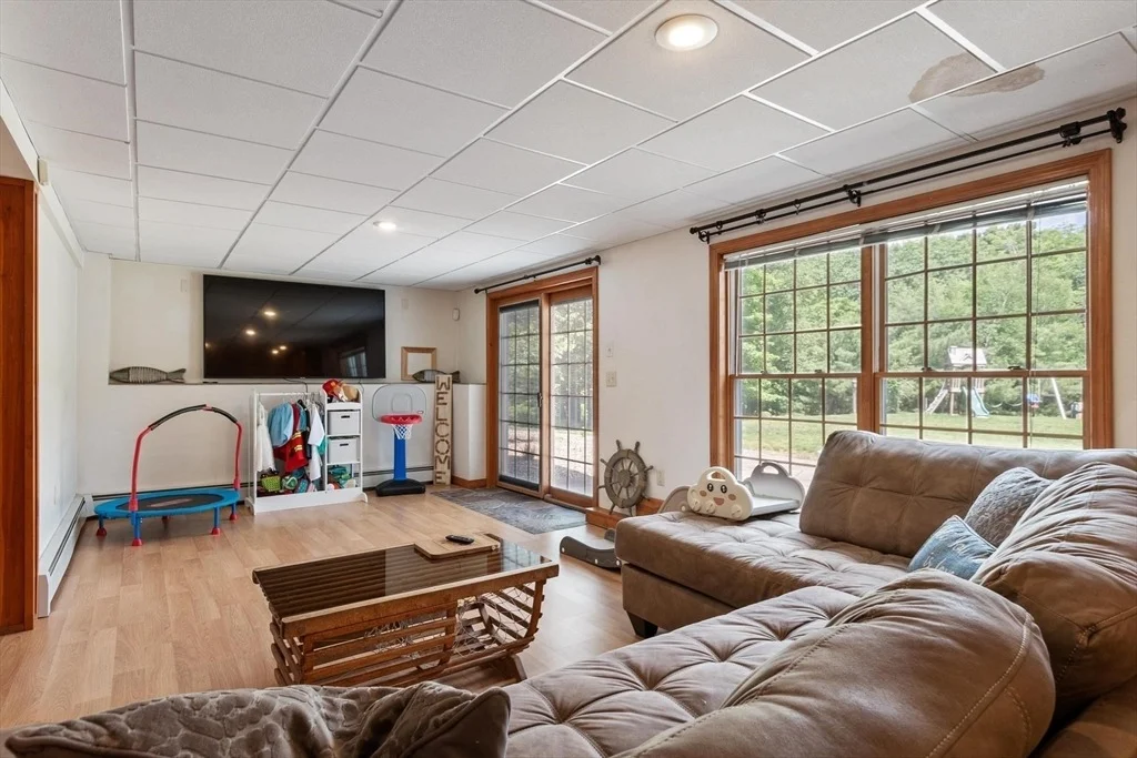 Photo of 61 Newcomb Rd