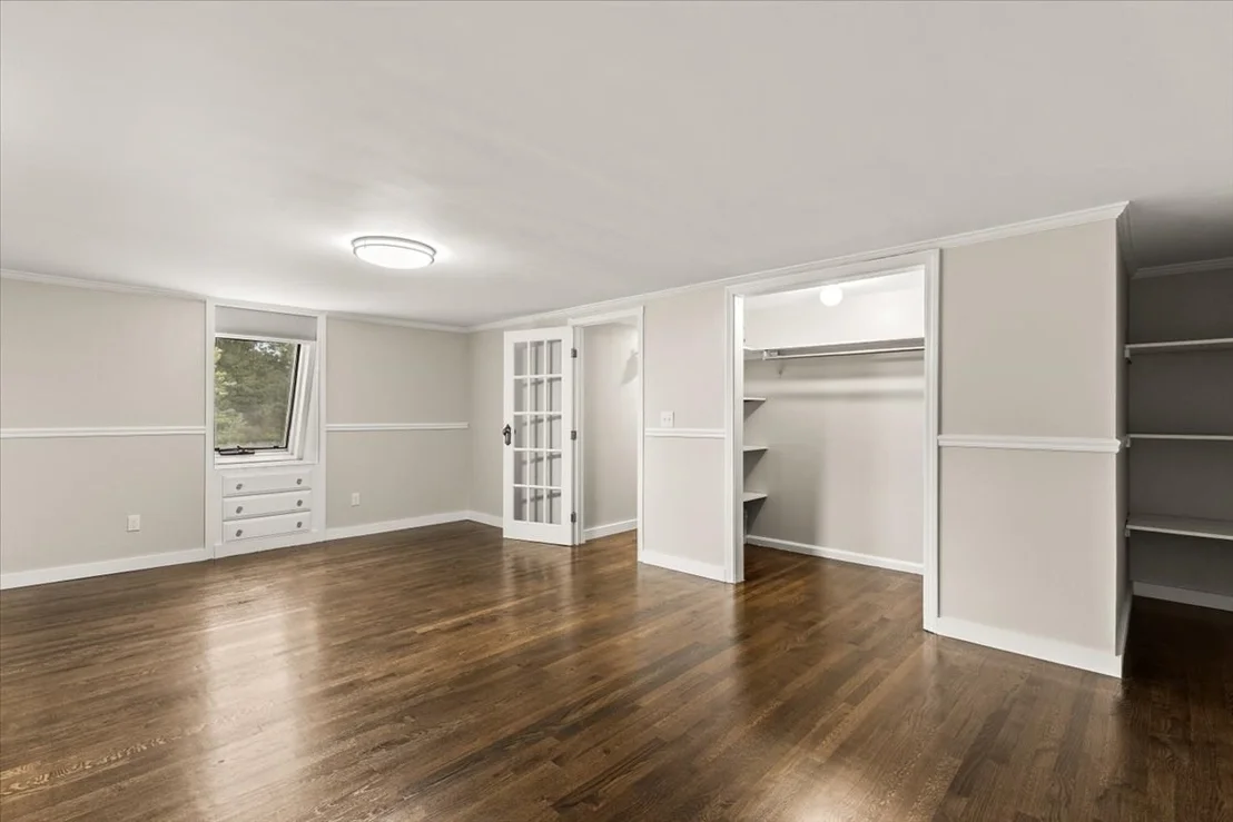Photo of 3 Thoreau Dr
