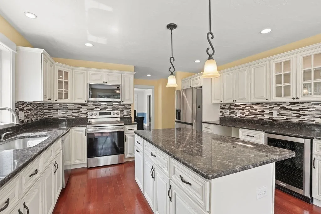 Photo of 10 Pond Edge Trl