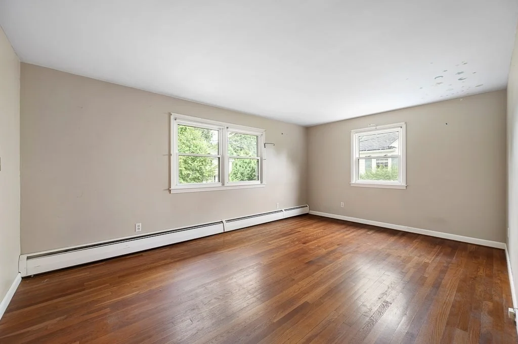 Photo of 11 Lyndale Rd