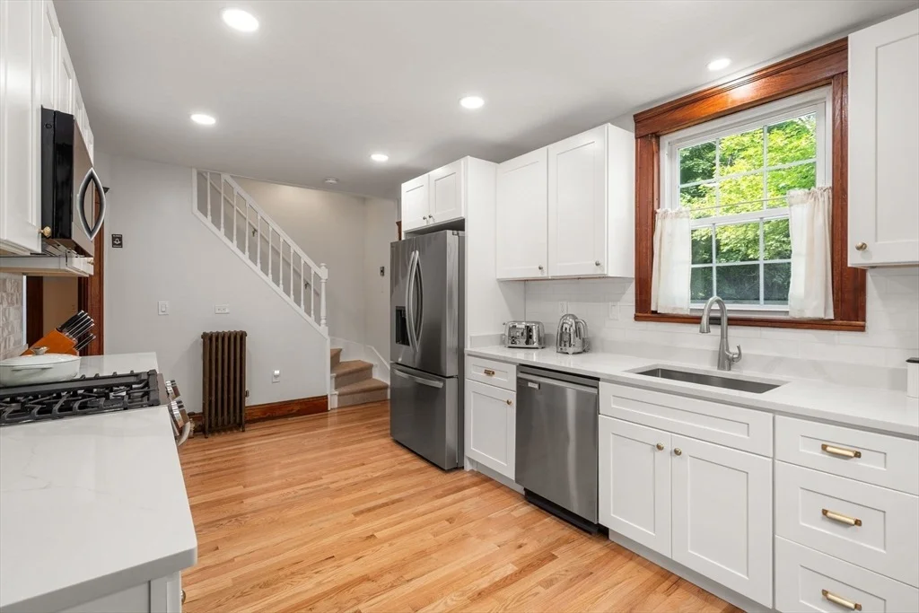 Photo of 32 Stocker Avenue