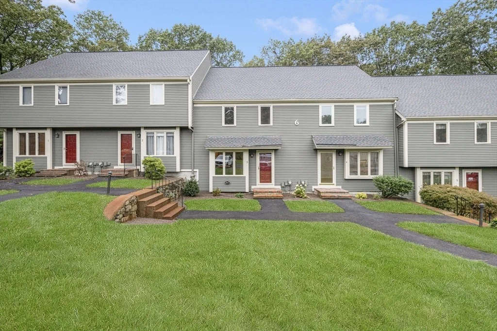 Photo of Unit 3 at 6 Deer Path