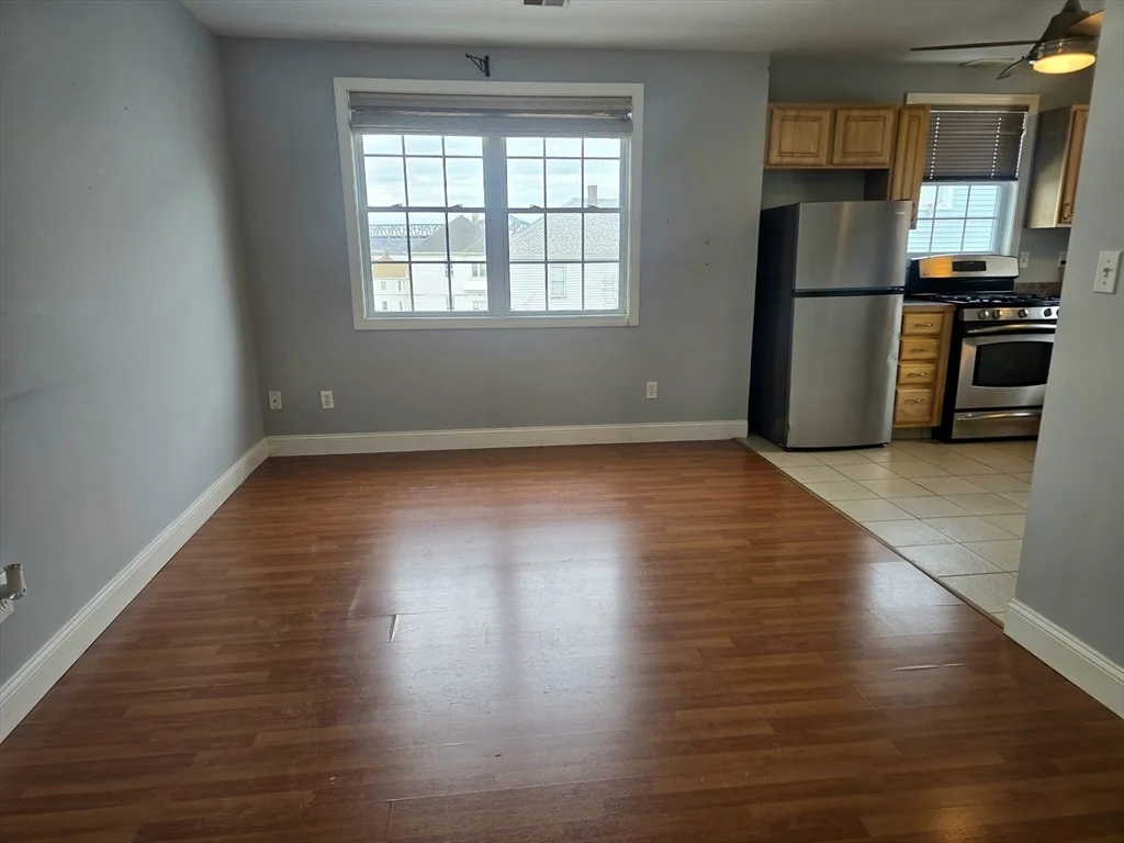 Photo of Unit C at 303 Eagle Street